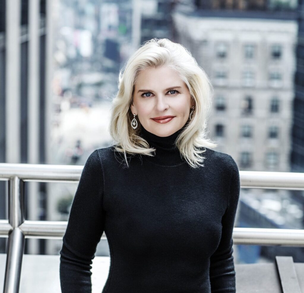 Renowned Retail CEO and Oklahoma Native Sharen Jester Turney  to Be Honored by Annie Oakley Society at Annual Luncheon